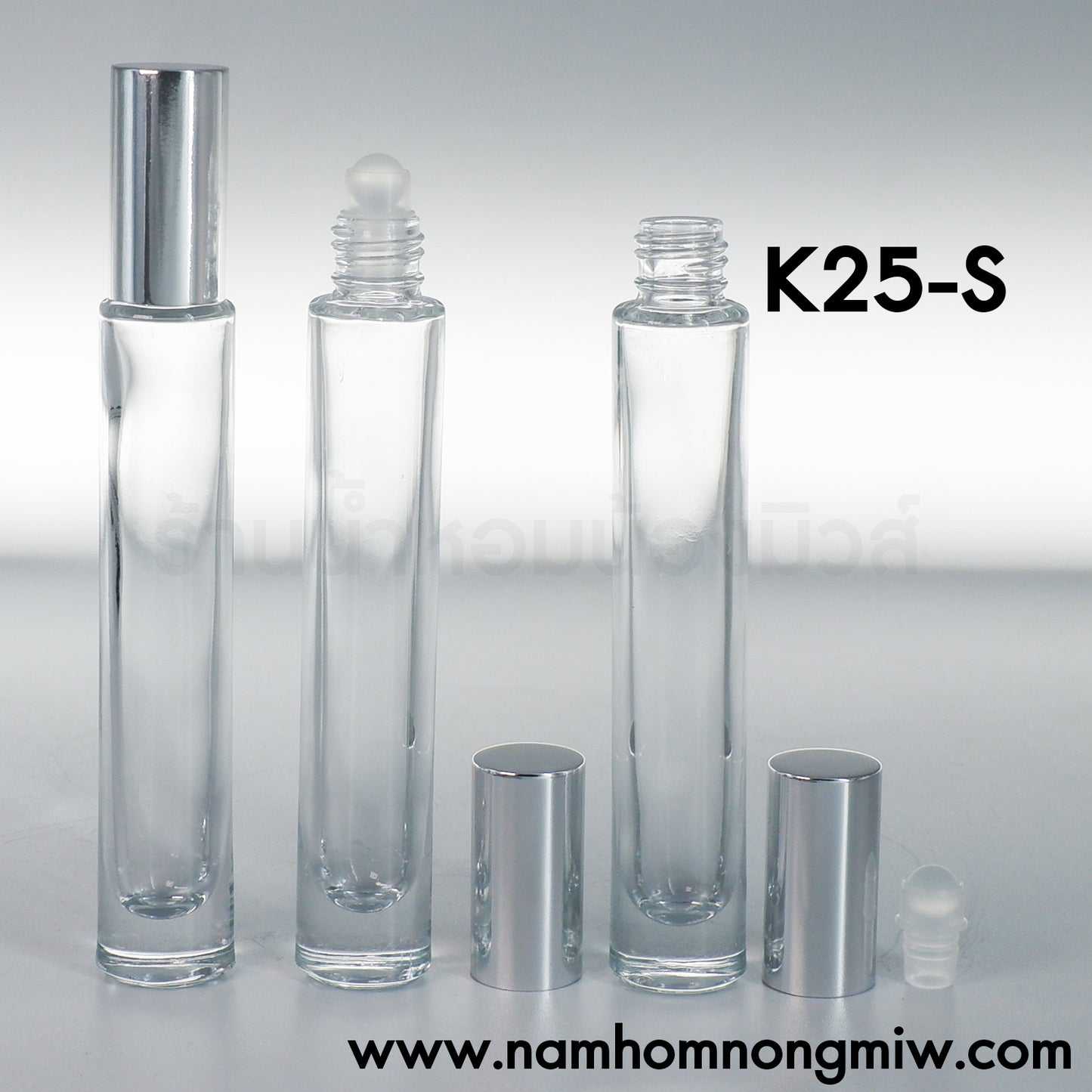ขวดลูกกลิ้งลูซี่กลม ฝายาวเงิน 10ML. (ใบ)