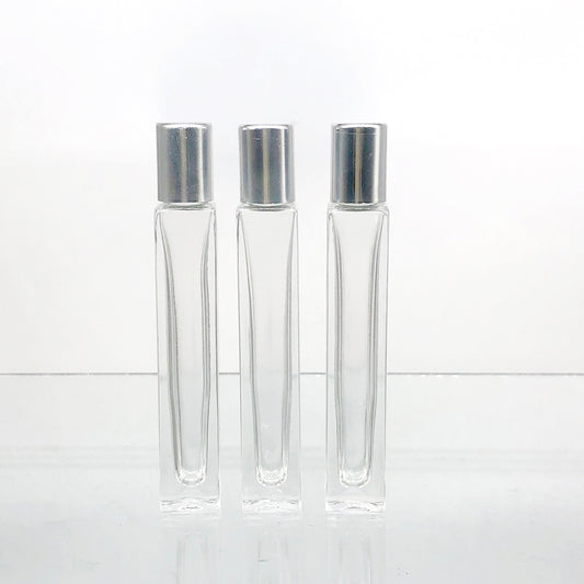ขวดลูกกลิ้งลูซี่เหลี่ยม ฝายาวเงิน 10ML. (ใบ)