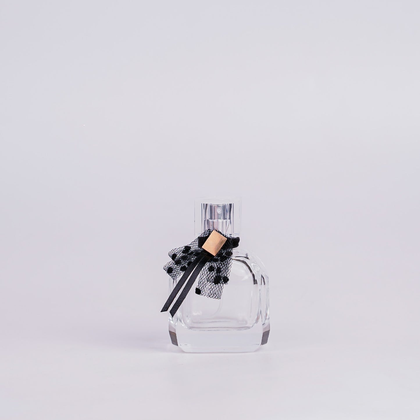 ขวดมอนปารีส-ดำโปร่ง 30ML