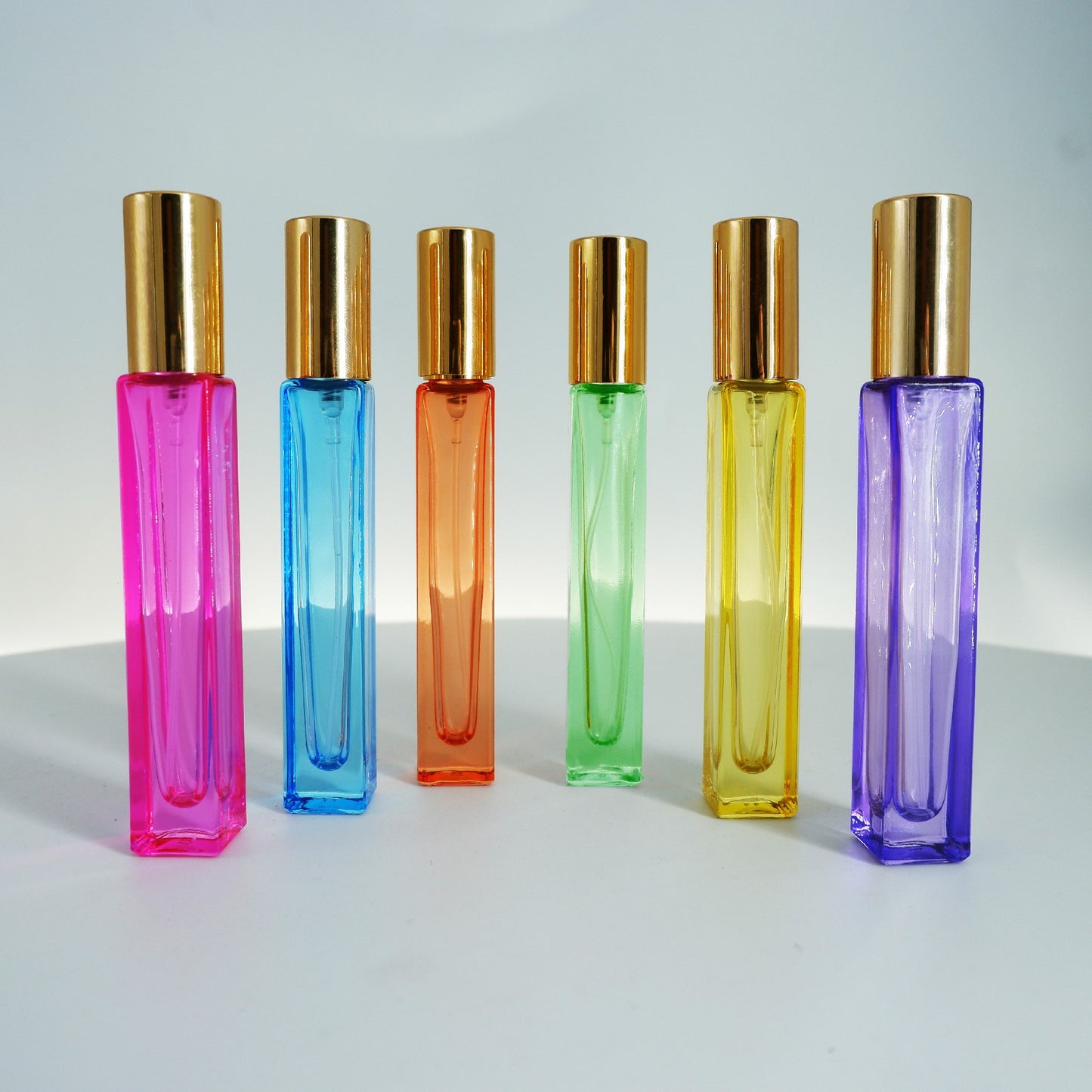 ขวดลูซี่สี ขวดเหลี่ยม คละ6สี 10 ml ฝาทอง.