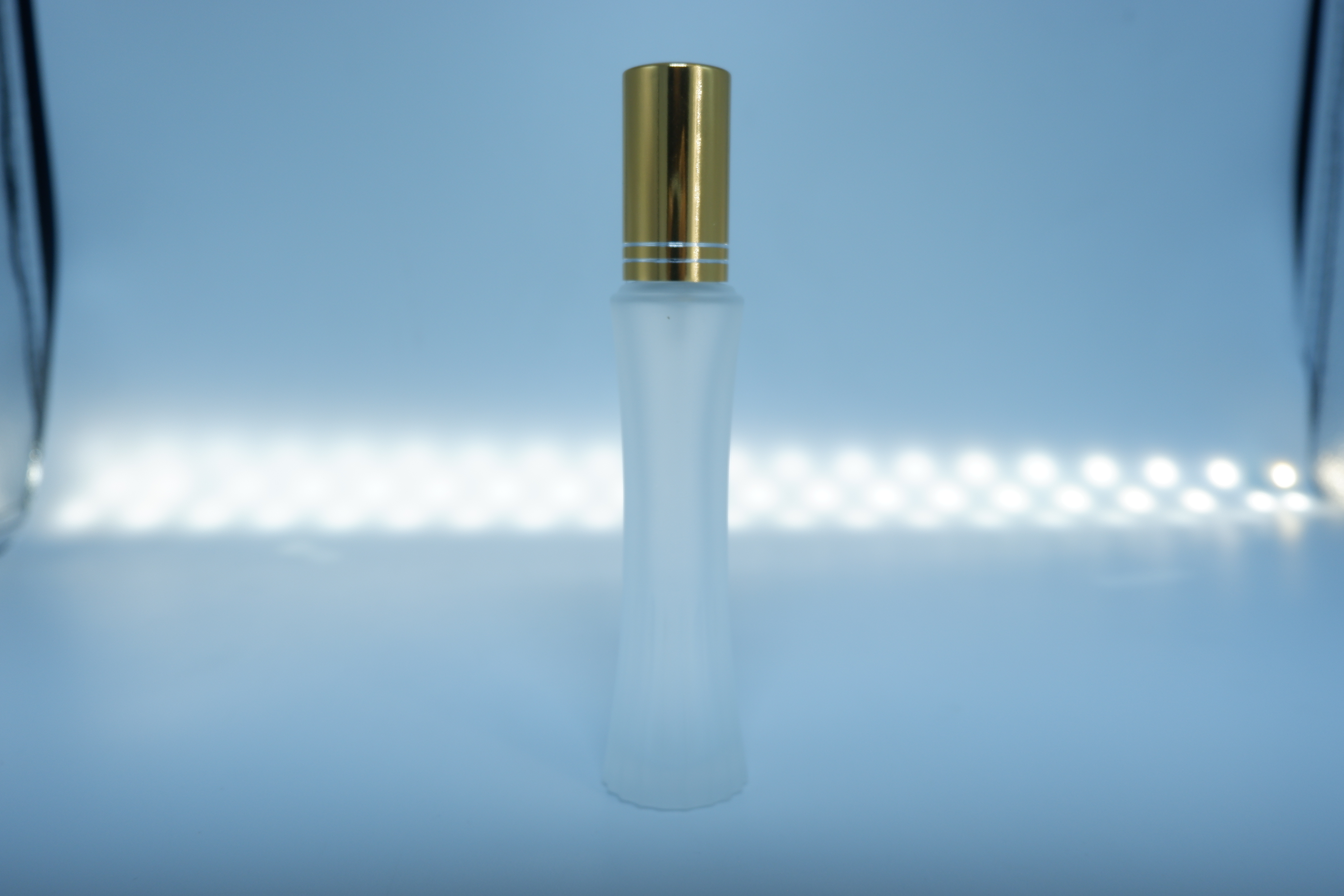 กระโปรงขุ่น 25ml ฝาทอง(A8)