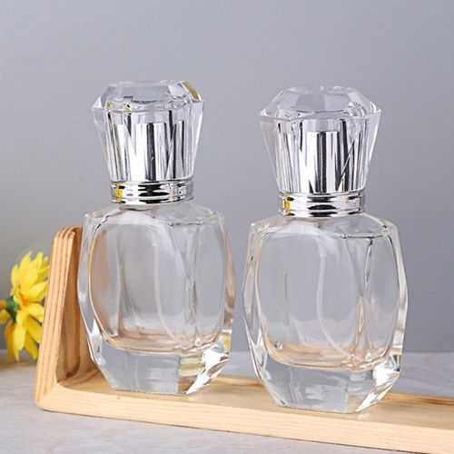 ขวดไดม่อน 35 ml.ฝาเงิน (มีกล่องขาว)(A2)