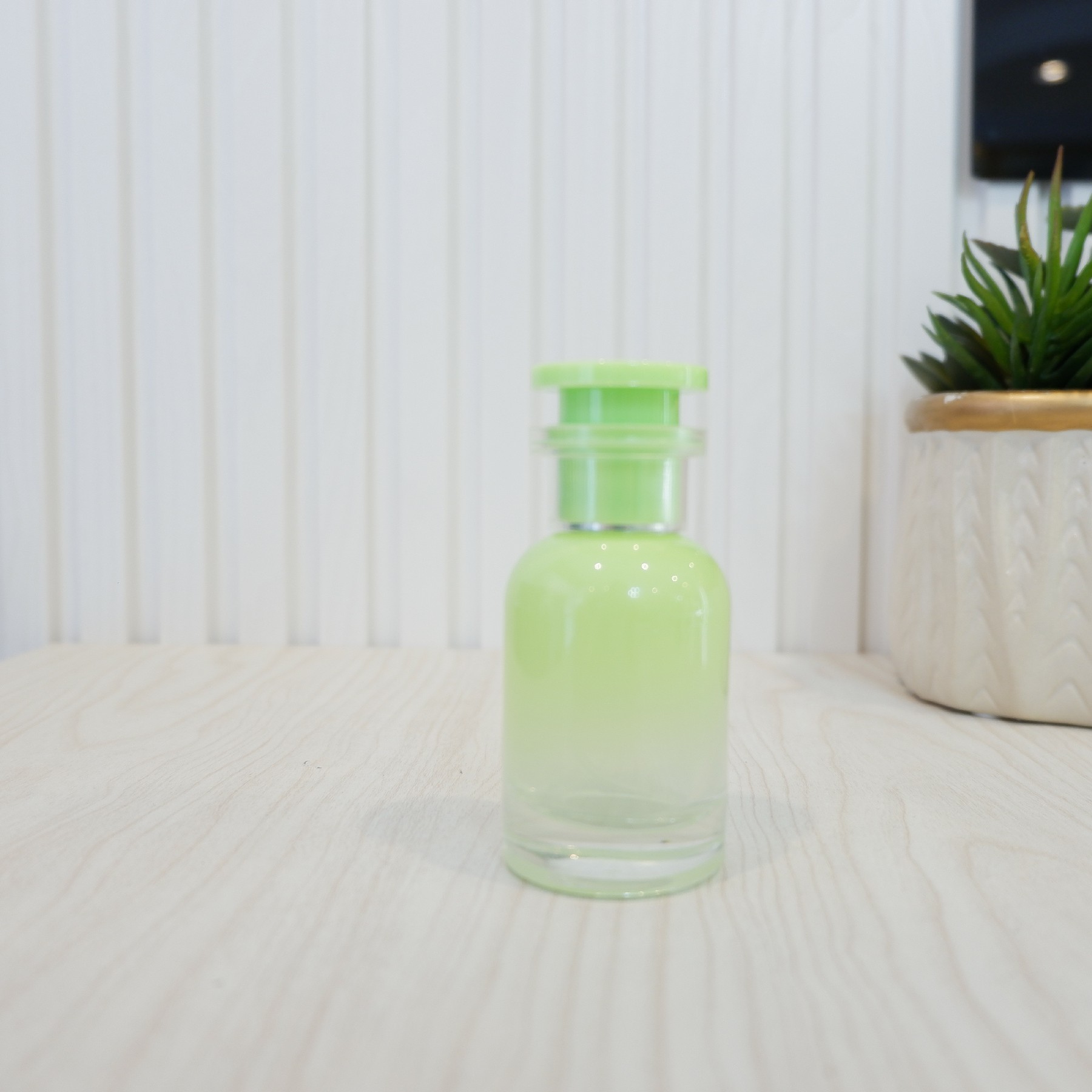 ขวดหลุยส์ เขียวพาสเทล 30 ml.