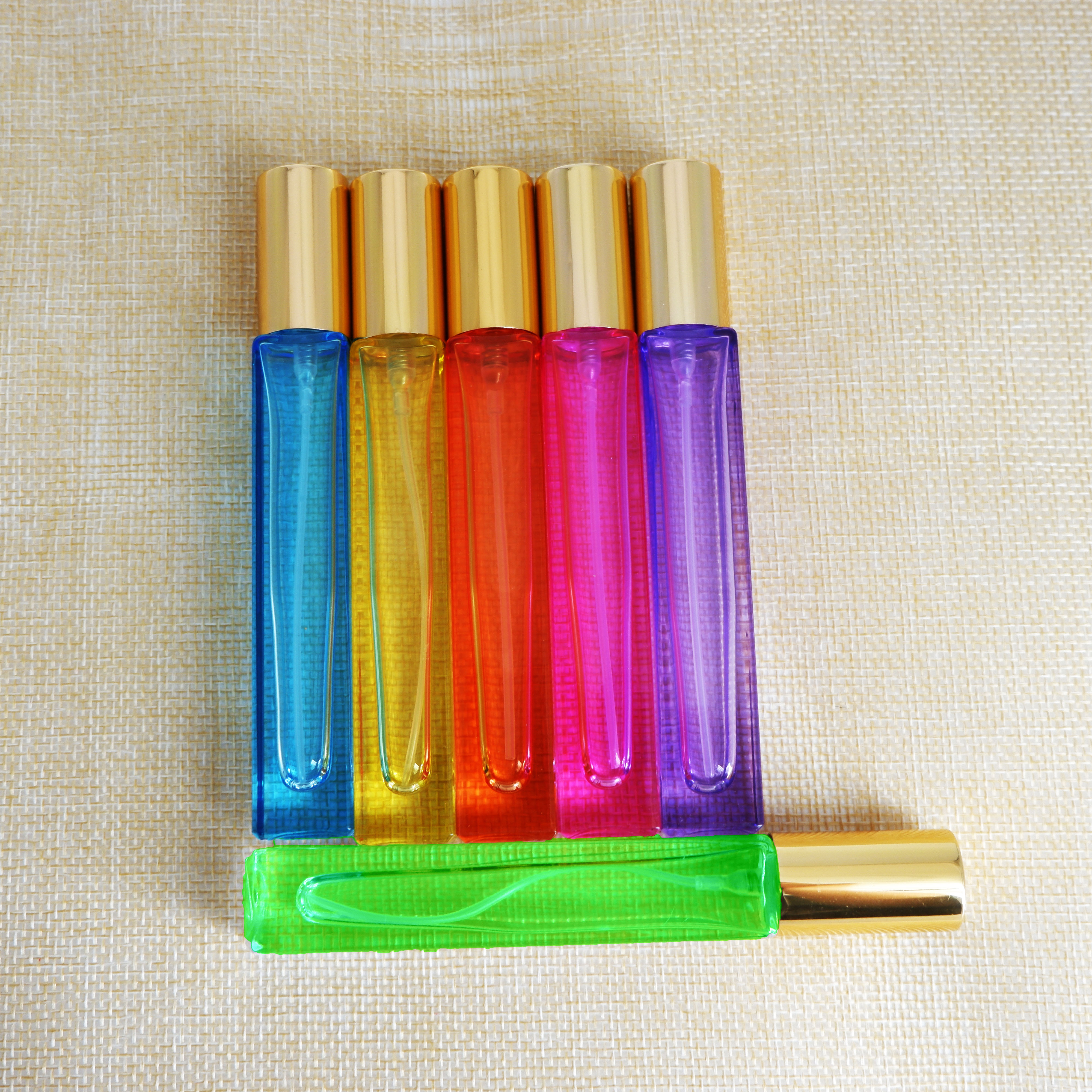 ขวดลูซี่คละสี 10 ml.(A1)